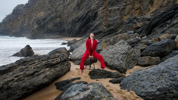 Find your surprise: the allure of epical mystery boxes